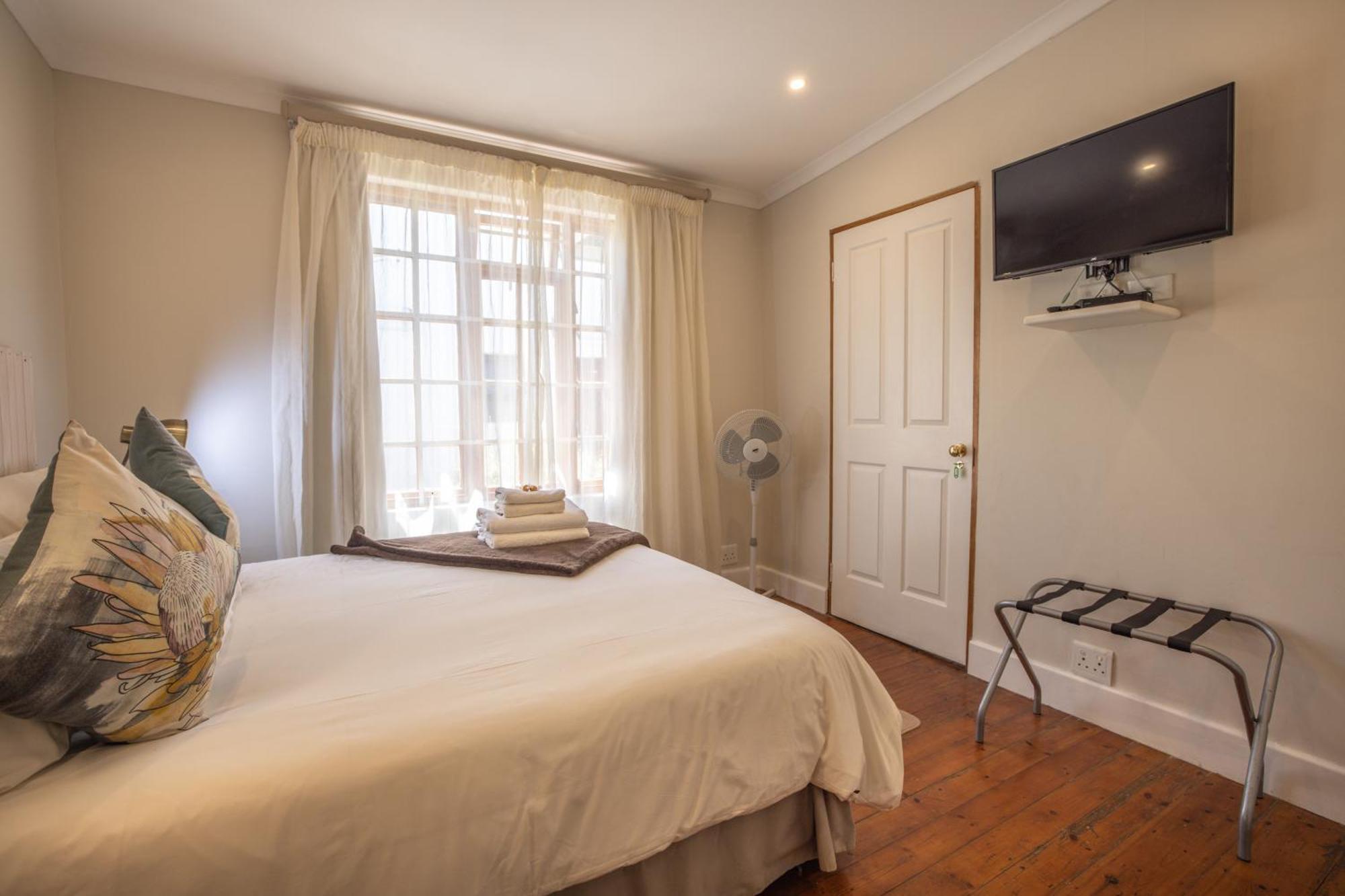 Lanherne Guest House Bed & Breakfast Grahamstown Exterior foto