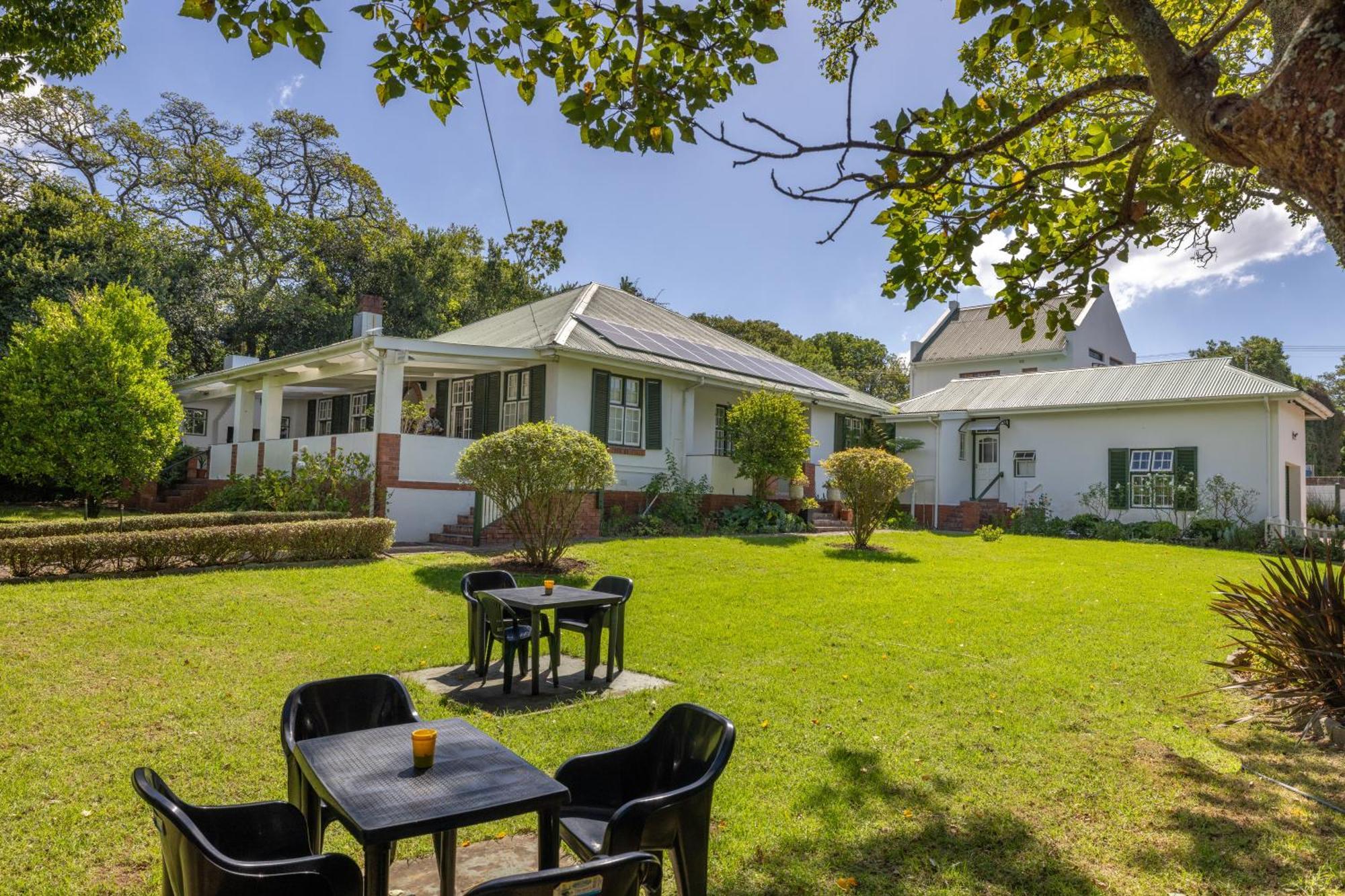 Lanherne Guest House Bed & Breakfast Grahamstown Exterior foto